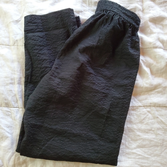 Beklina Basic Pant in Textured Black - Picture 3 of 5